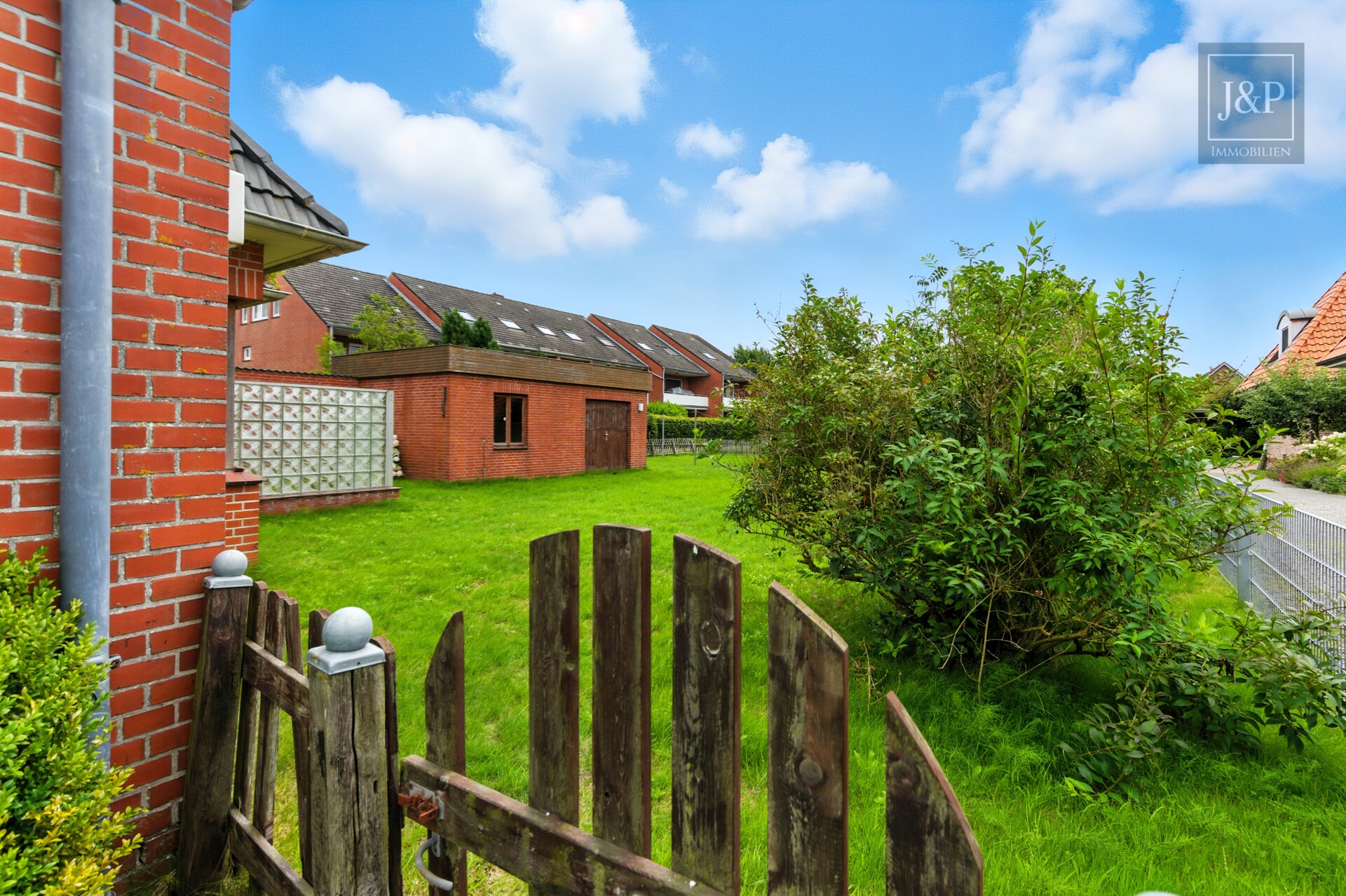 Sanierung oder Neubau? Genehmigung inkl. Ferienverm. erteilt! - Garten