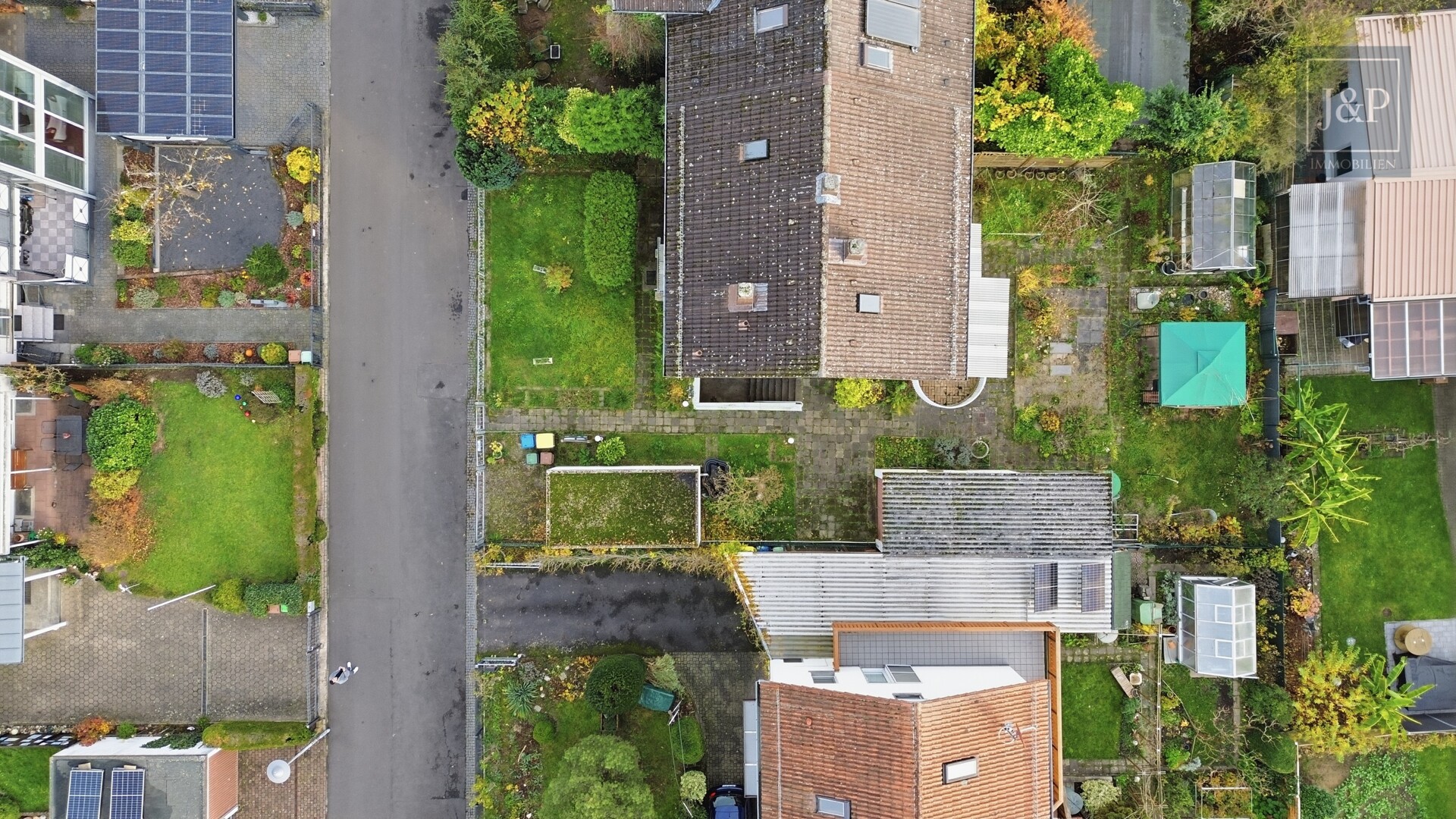 1-2 Familienhaus mit Ausbaureserve in ruhiger Lage im Streitwald - Top Down