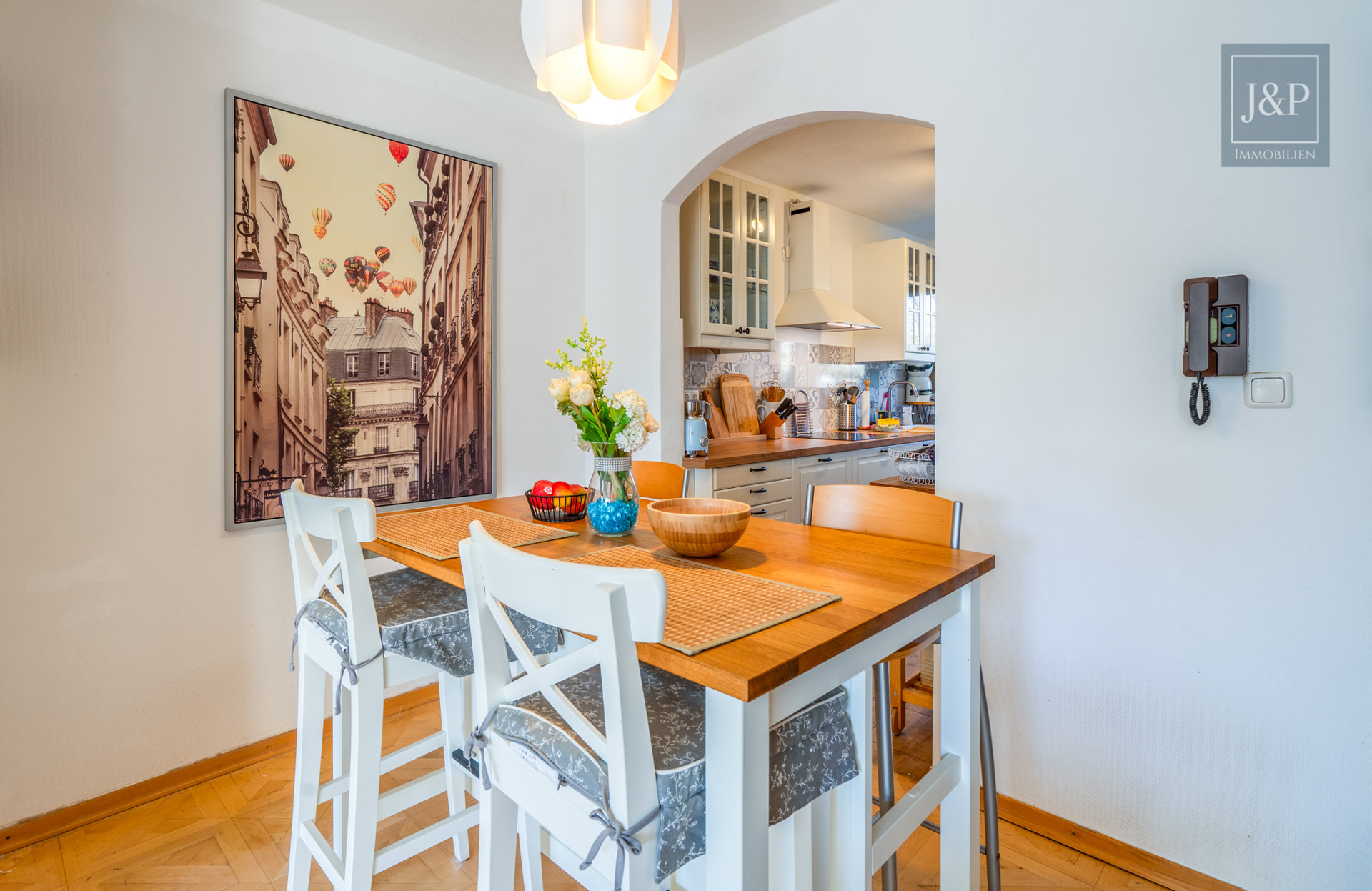 Energetisches RMH mit Wärmepumpe, separatem Gästebereich & Garten/Balkon mit Süd-Ost Ausrichtung - Essbereich