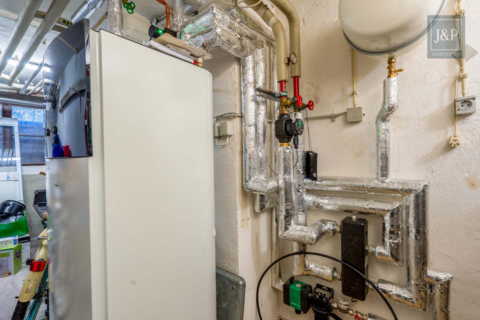 Energetisches RMH mit Wärmepumpe, separatem Gästebereich & Garten/Balkon mit Süd-Ost Ausrichtung - Wärmepumpe