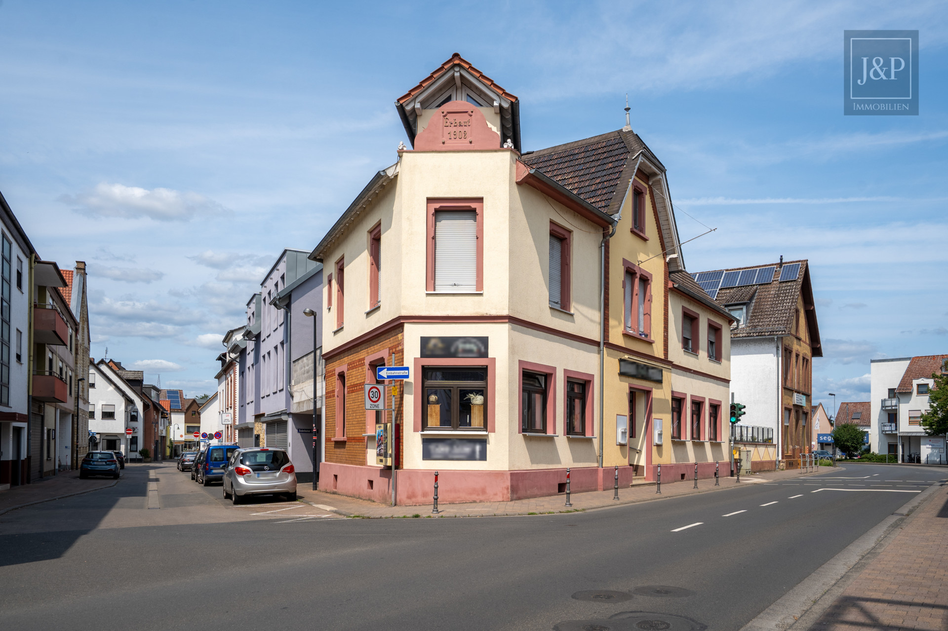Attraktive Kapitalanlage in bester Innenstadtlage von Budenheim mit zusätzlichem Bauplatz! - Außenansicht
