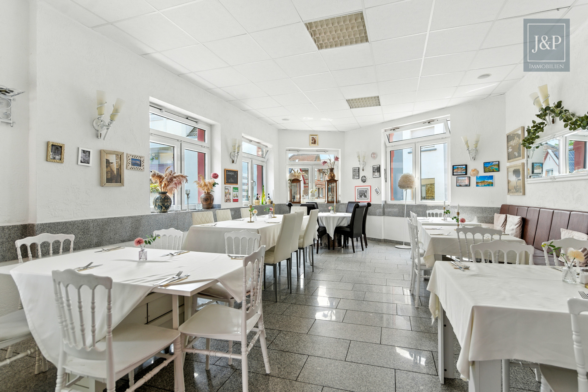 Attraktive Kapitalanlage in bester Innenstadtlage von Budenheim mit zusätzlichem Bauplatz! - Gastronomie