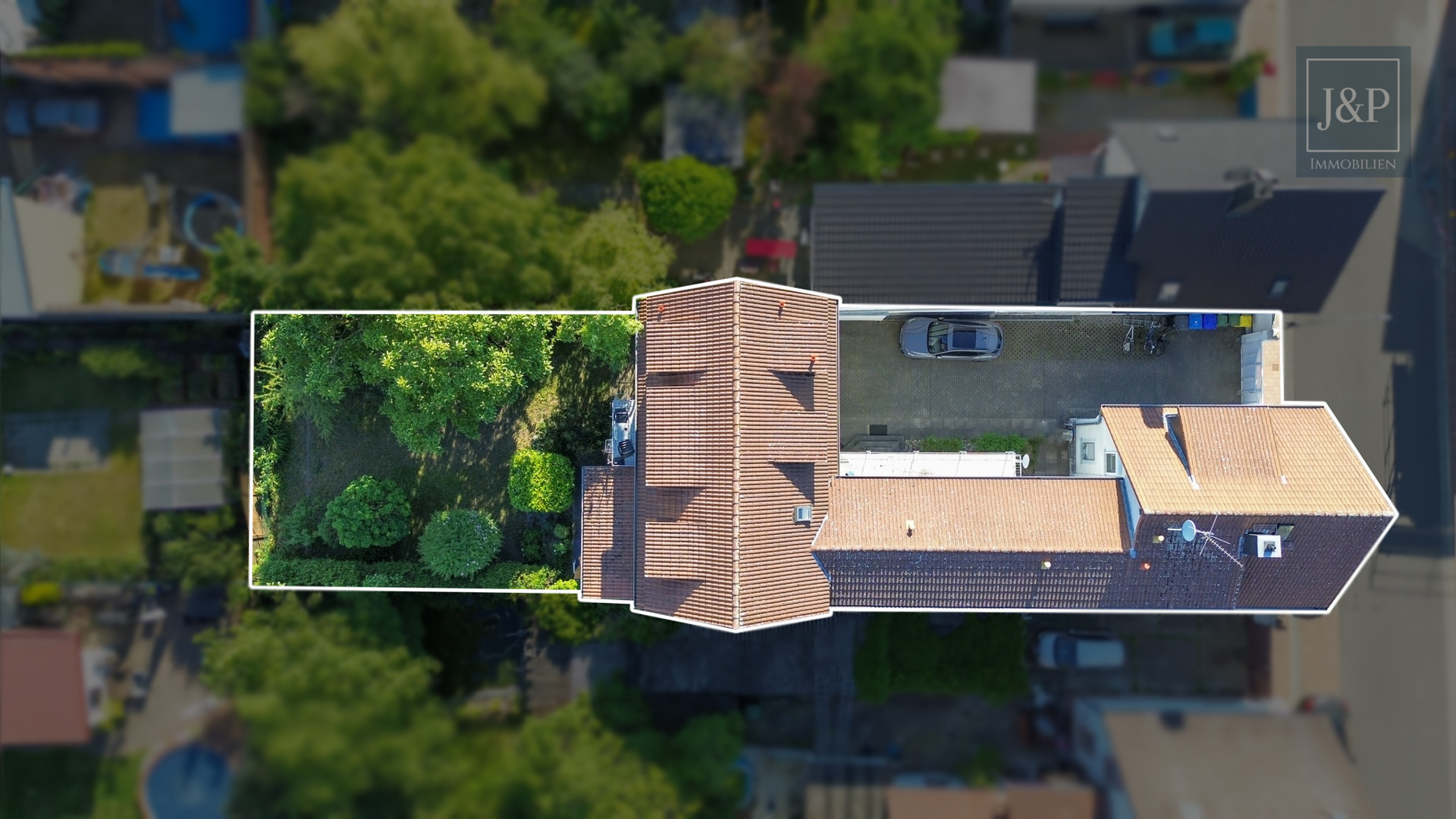 Zentral, voll-vermietet und gepflegt: Mehrfamilienhaus mit fünf Einheiten in Pfungstadt! - Außenansicht