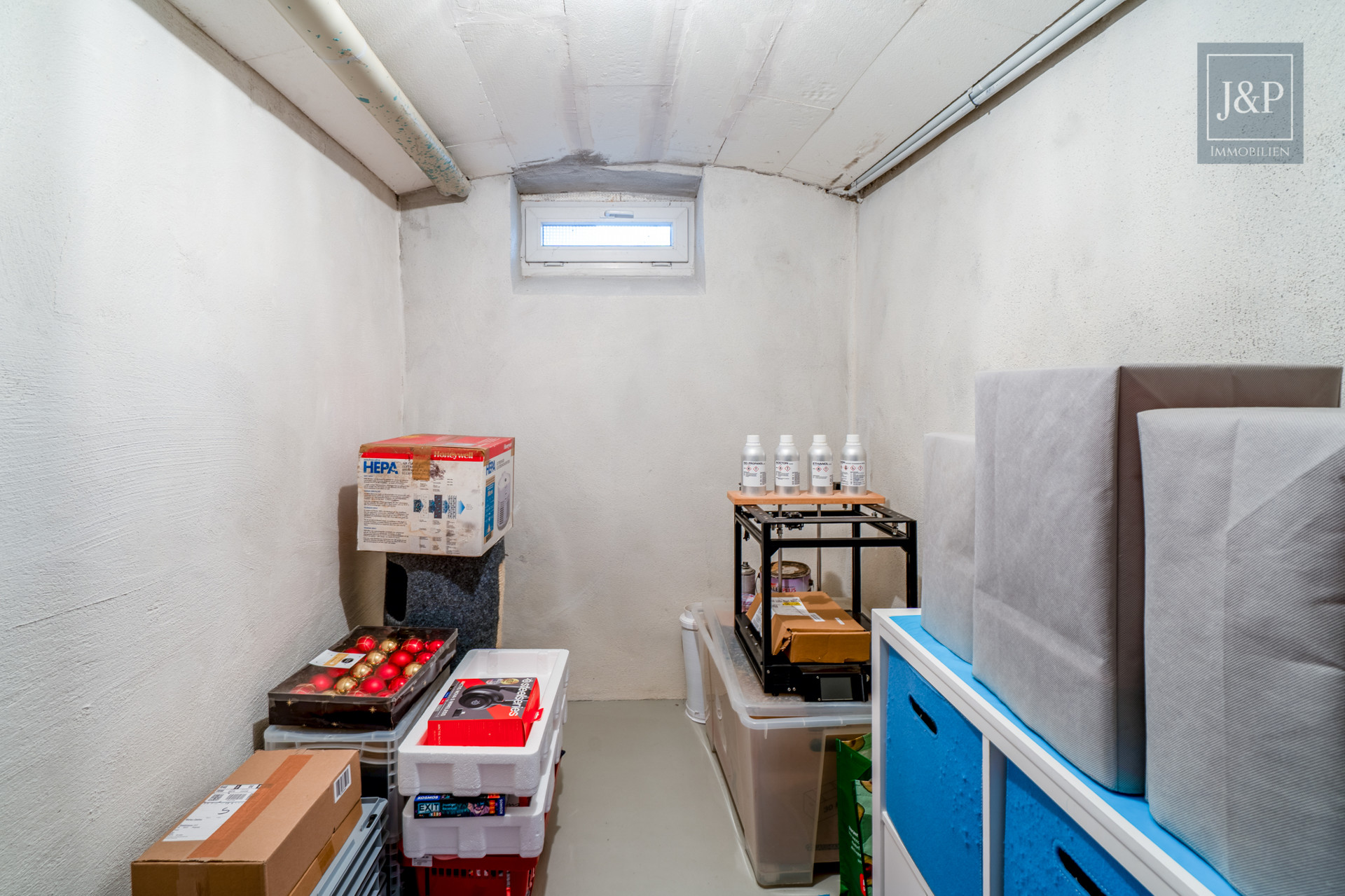 Zentral, voll-vermietet und gepflegt: Mehrfamilienhaus mit fünf Einheiten in Pfungstadt! - Kellerabteil