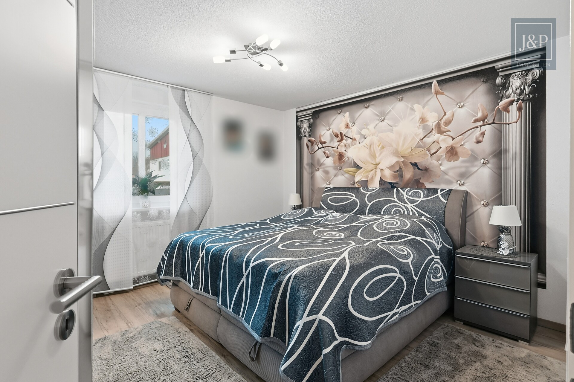 Kernsaniertes Juwel mit Haus-Charakter: Kamin, eigener Garten & smarte Energie – Einziehen und Wohlfühlen! - Schlafzimmer