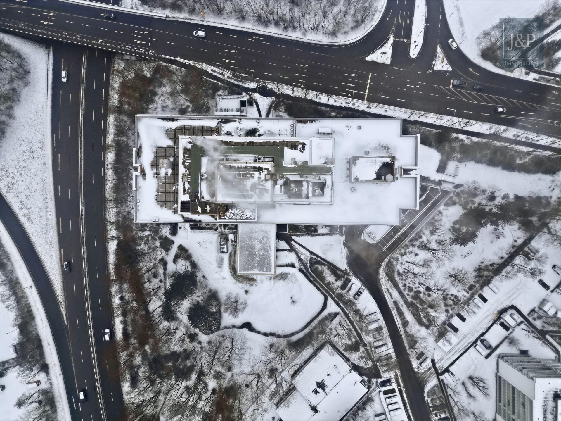 Luxus über den Dächern Eschborns - exklusives Architekten-Penthouse mit spektakulärem Ausblick - Draufsicht