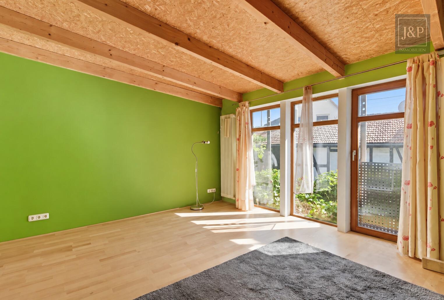 Viel Platz für Familie & Beruf: Fachwerkhaus mit Einliegerwohnung und Hof! - ELW: Galerie