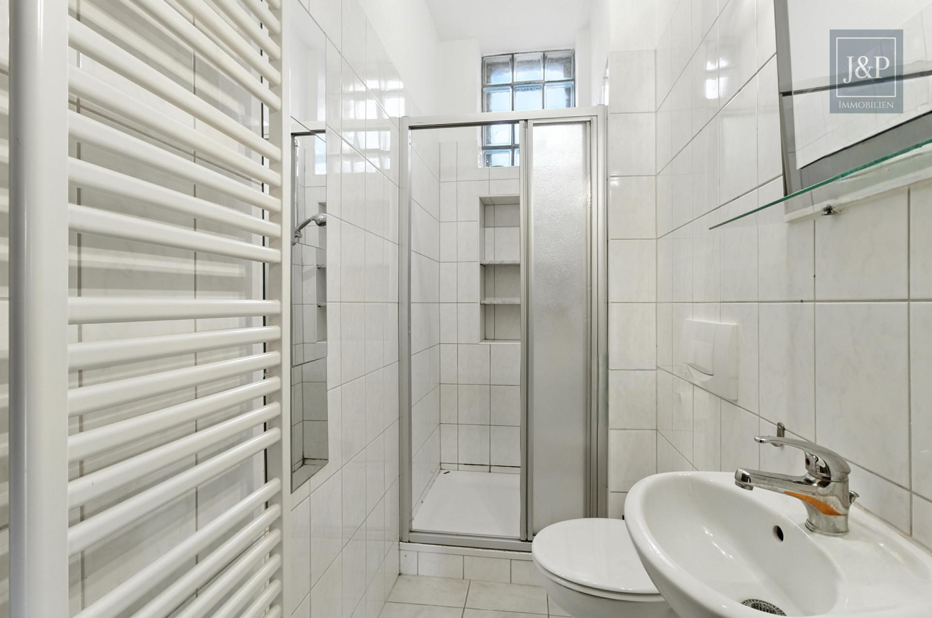 Schöne Altbauwohnung in Königstein – stilvoll, charmant, gut angebunden! - Badezimmer 2