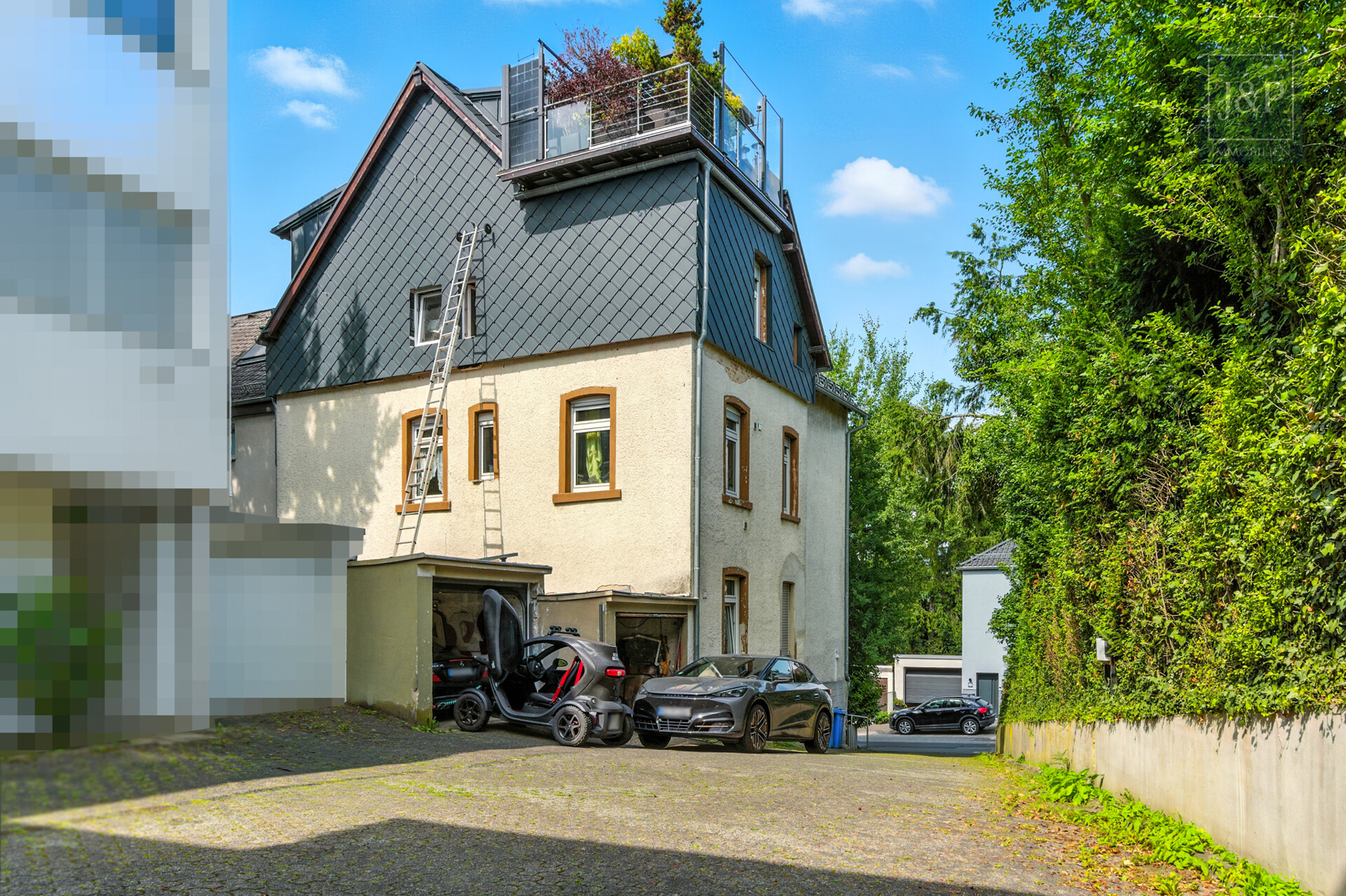Schöne Altbauwohnung in Königstein – stilvoll, charmant, gut angebunden! - Außenansicht Altbau Rückseite
