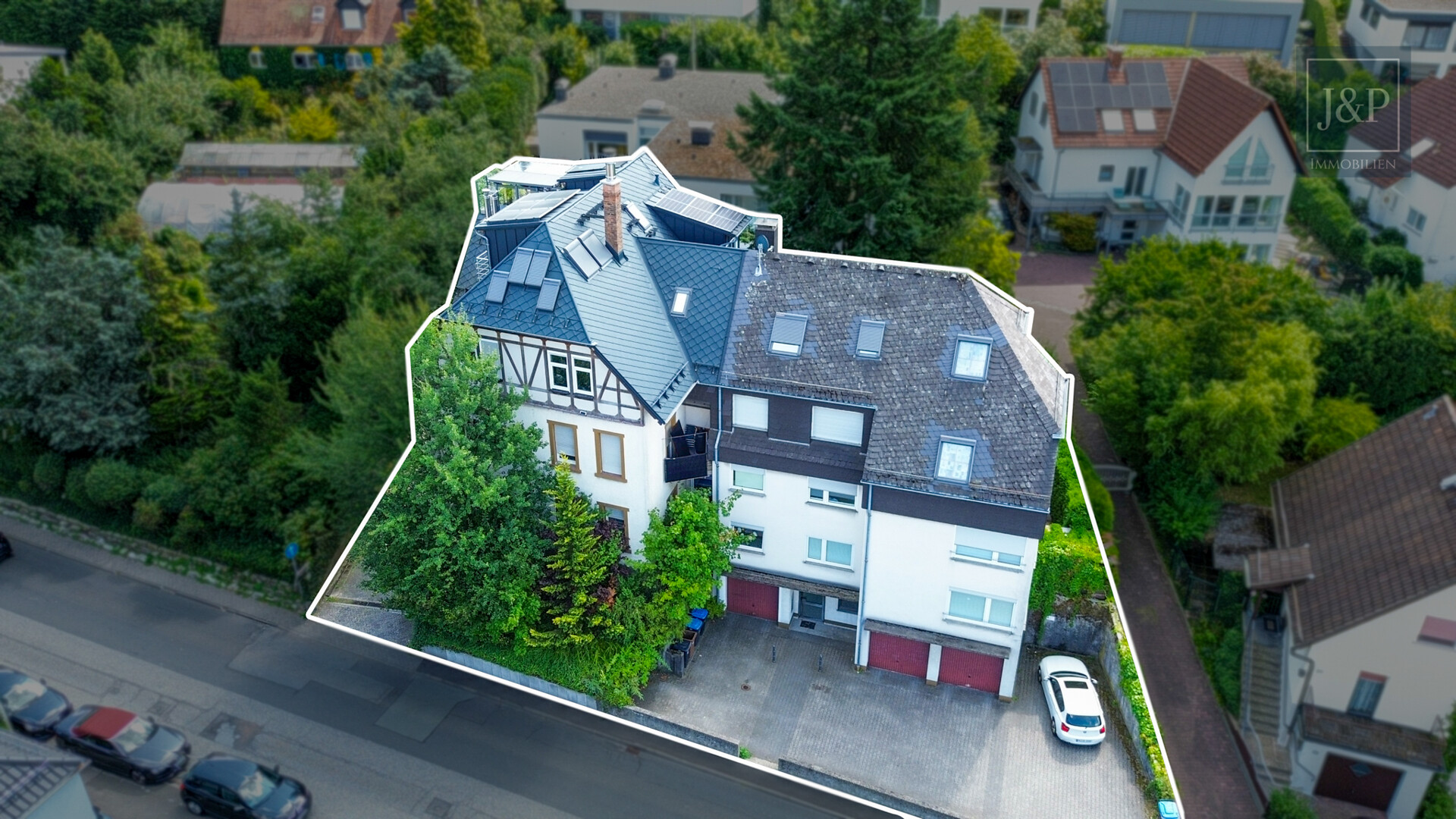 Schöne Altbauwohnung in Königstein – stilvoll, charmant, gut angebunden! - Luftaufnahme
