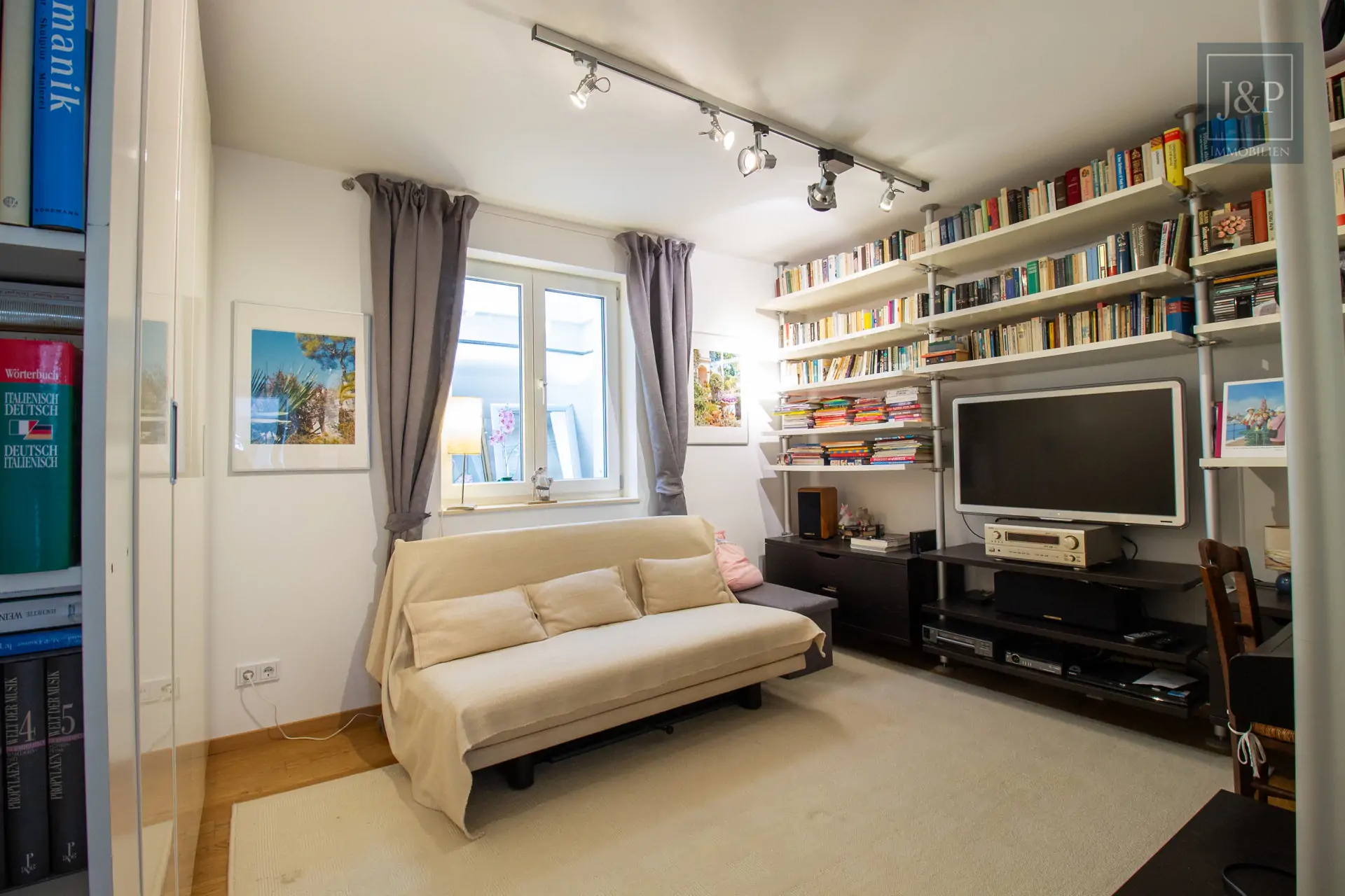 Vollsanierter Eigenheimtraum im Villenviertel! Atemberaubender Ausblick & beste Wohngegend - Gästezimmer