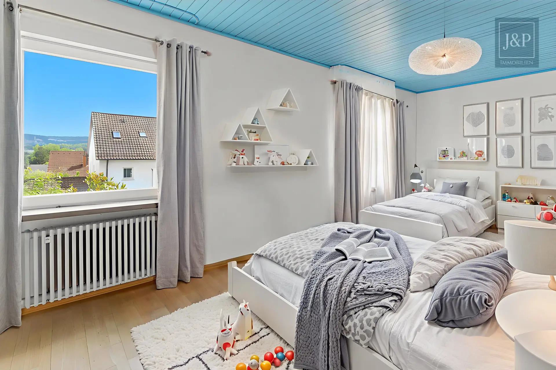 Bestlage von Goldbach! – Familienidylle trifft auf architektonischen Charme - OG Schlafen2 staged