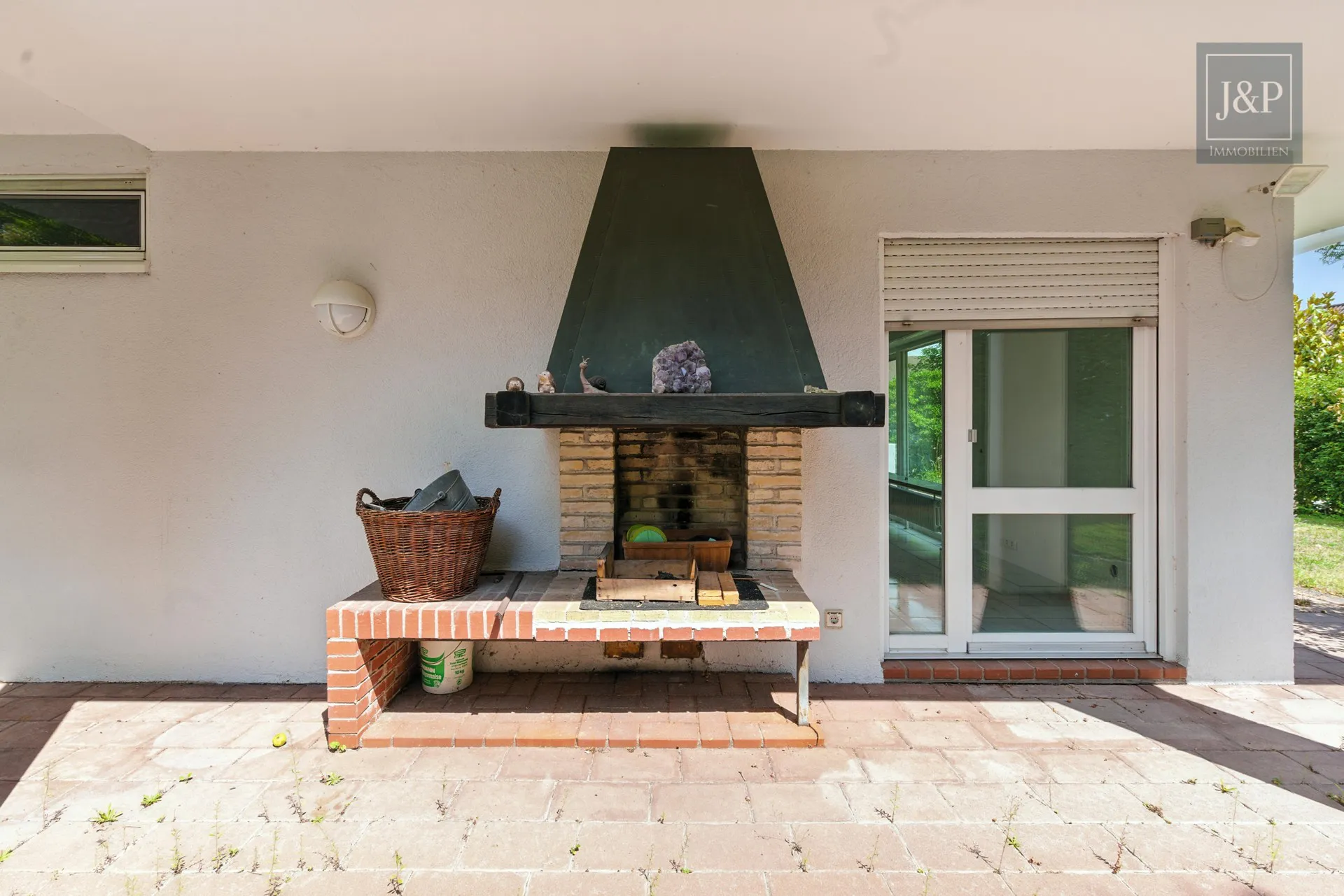 Bestlage von Goldbach! – Familienidylle trifft auf architektonischen Charme - Kamin