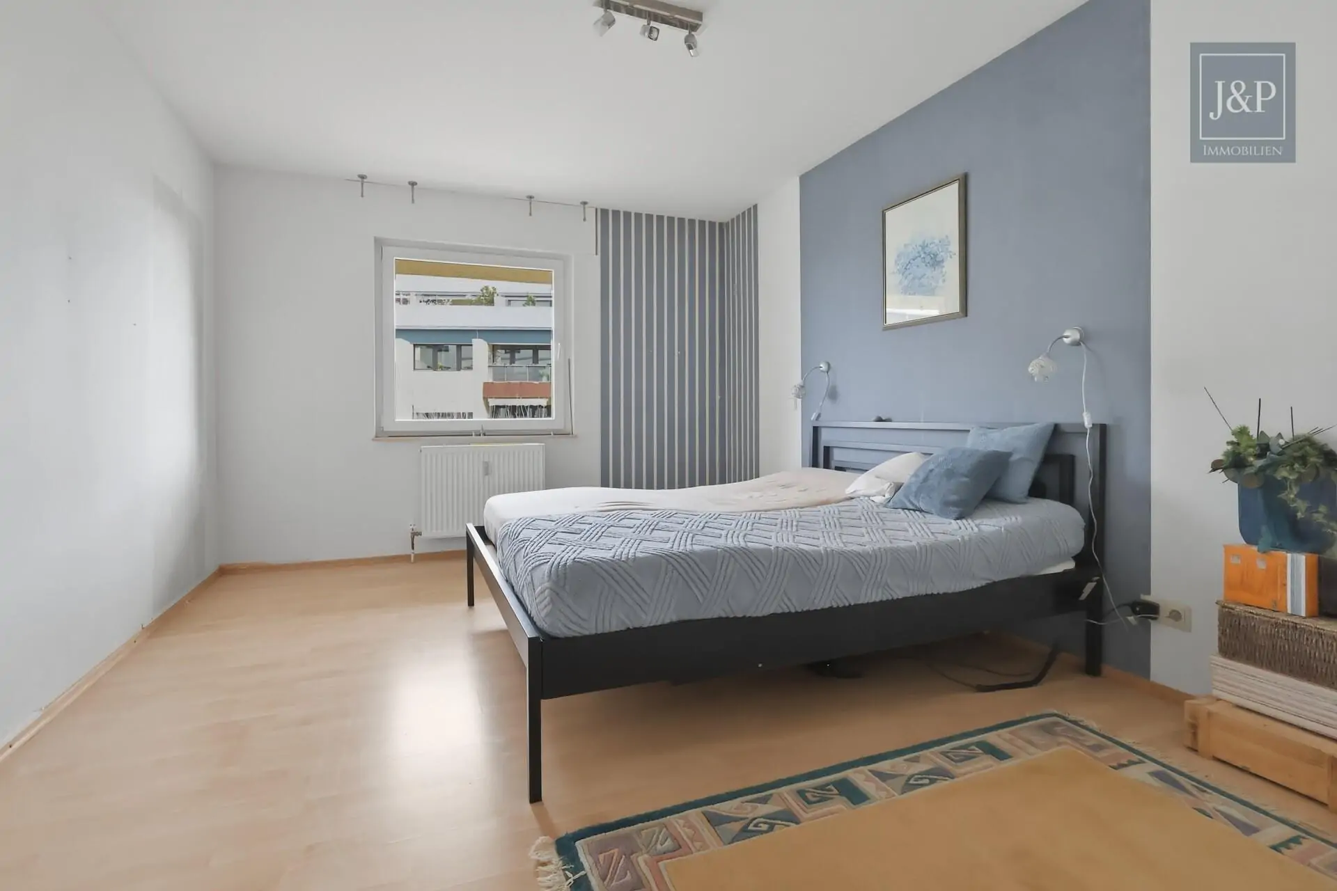Maisonette in Feldrandlage – Balkon & Garage – sofort verfügbar - Schlafzimmer